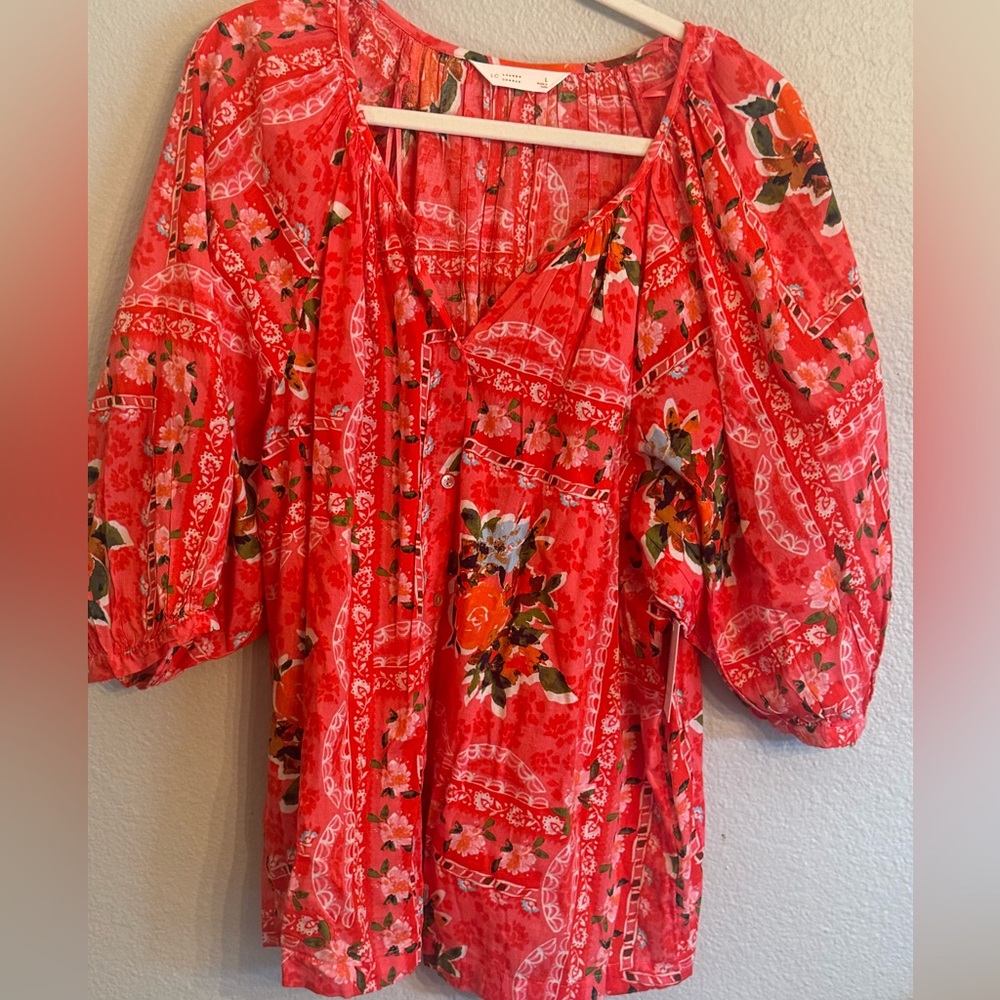 Lauren Conrad Floral Red Women's Top size Large